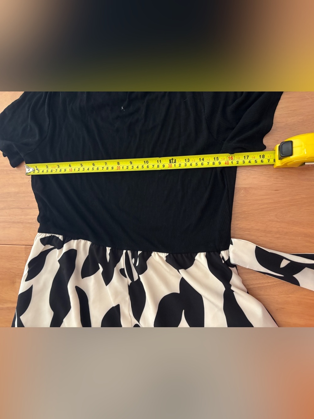 Professional Black & Cream Short-Sleeve A-Line Dress with Printed Skirt ~ Large - Picture 7 of 14